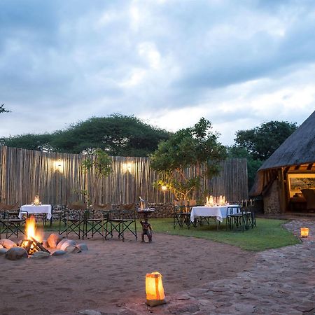 Rhino River Lodge Manyoni Private Game Reserve Buitenkant foto