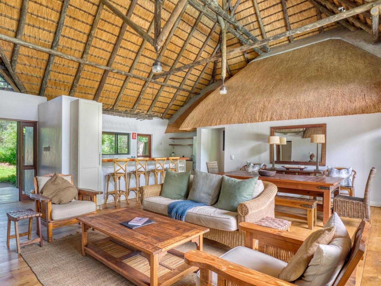 Rhino River Lodge Manyoni Private Game Reserve Buitenkant foto