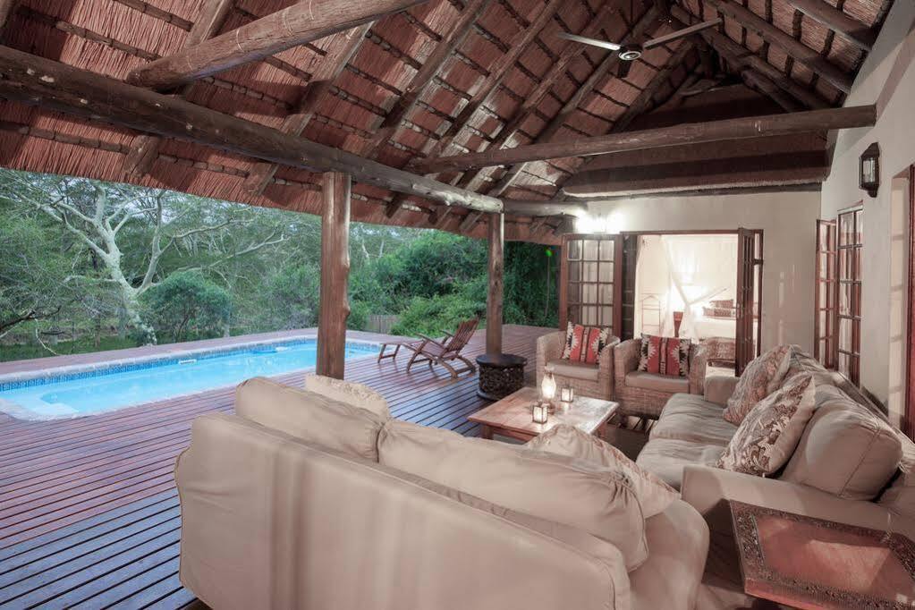 Rhino River Lodge Manyoni Private Game Reserve Buitenkant foto